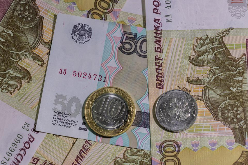 В августе часть пенсионеров в России могут рассчитывать на три доплаты
