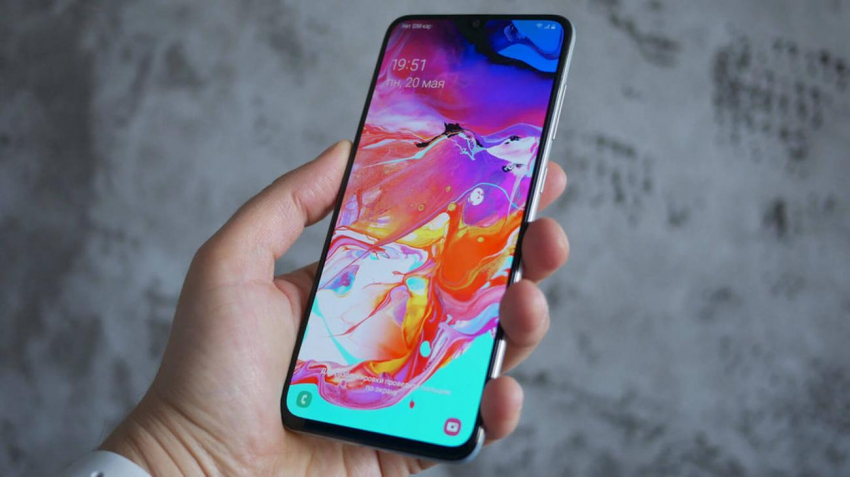 В Индии во время использования взорвался смартфон Oppo Reno 2