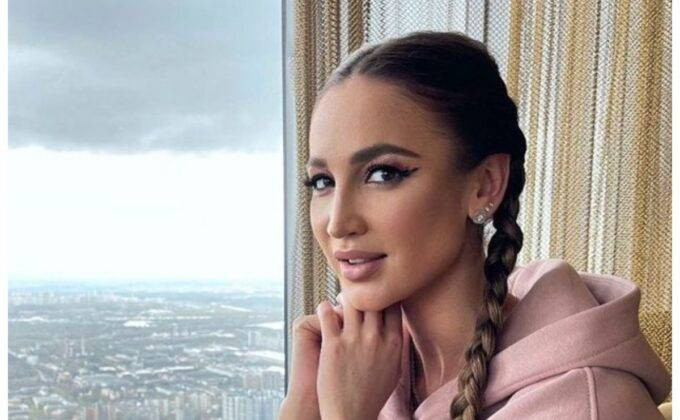 Вылетела в горы и пропала, что известно о пропаже Бузовой