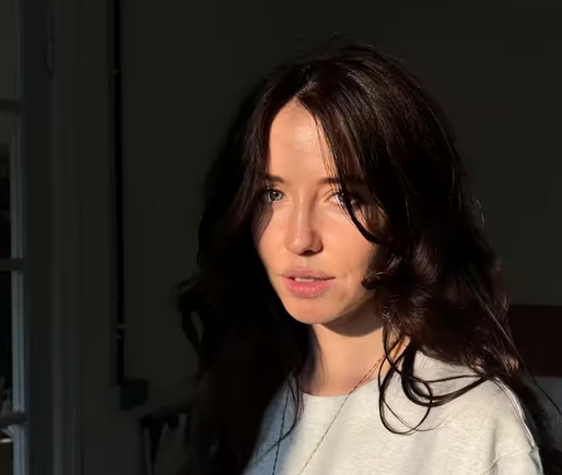 Дорофеева назвала причину расставания с Дантесом: «Стали просто друзьями»