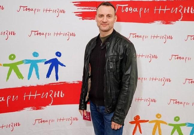 Анатолий Белый после погружения в мрачные мысли собирается «нести свой крест»