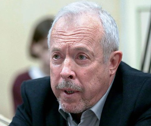 Шахназаров заявил о невозможности угодить «машинисту» Макаревичу