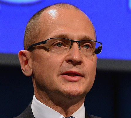 Кириенко призвал наградить учителей за воспитание патриотизма в участниках спецоперации
