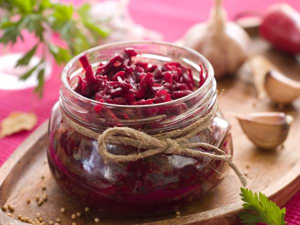 Ну очень вкусно: 4 лучших рецепта свекольной икры на зиму