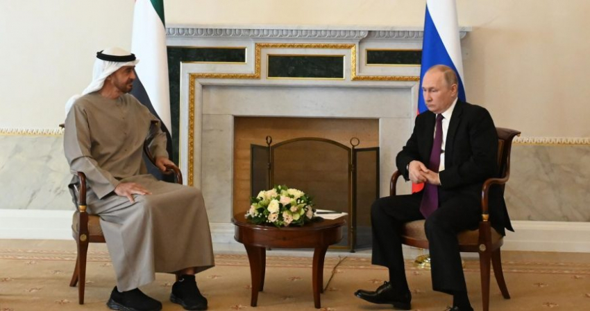 Зачем президент ОАЭ прилетал в Санкт-Петербург и встречался с Владимиром Путиным