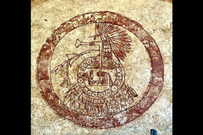 500-летняя фреска, связанная с ацтекским богом, была найдена под слоями краски в мексиканской церкви