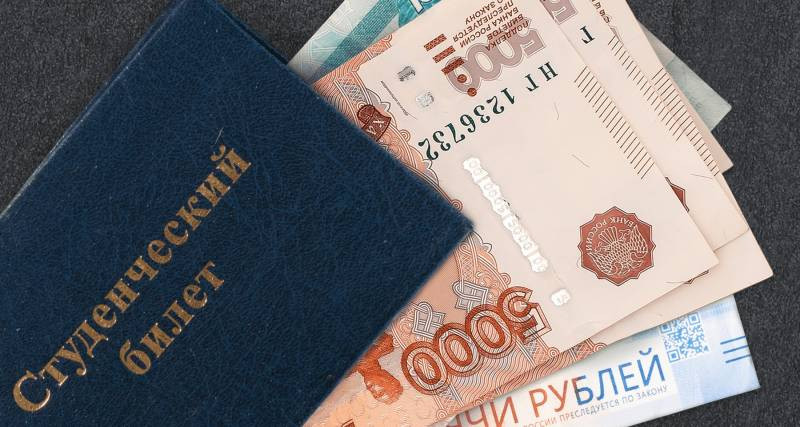 Эксперты рассказали, как получить до 22 100 рублей за обучение ребенка в 2022 году