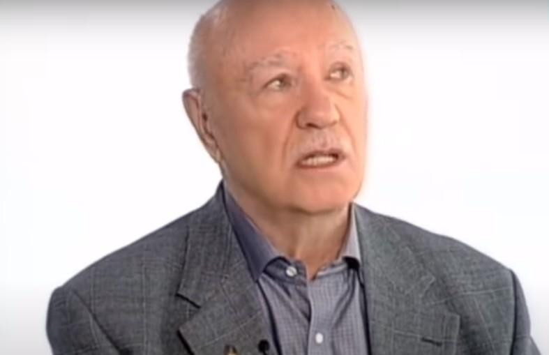 Звезды, которые скончались от коронавирусной инфекции