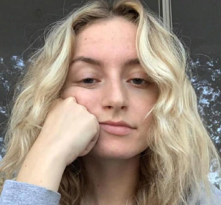 Стало известно, как выглядит и чем занимается 23-летняя дочь Агутина и Варум