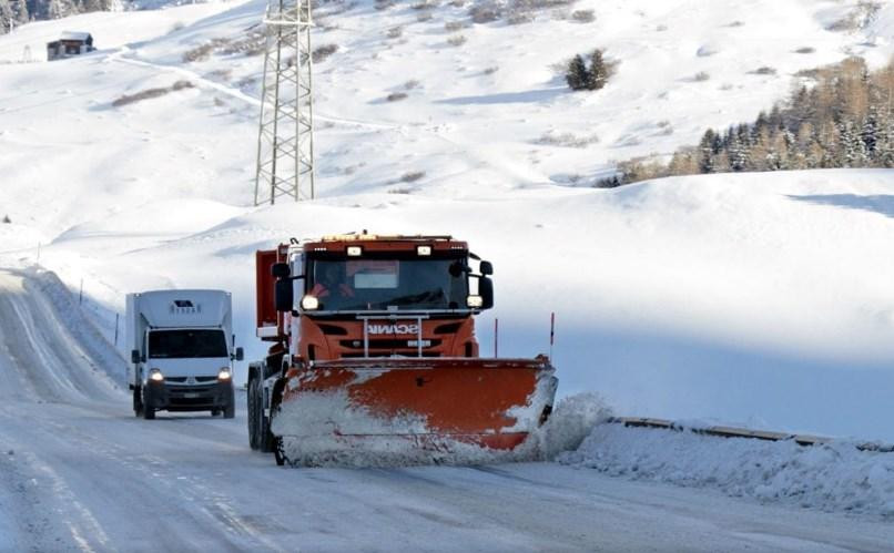 В Казахстане двое пенсионеров с 3-летним внуком замерзли по дороге в гости
