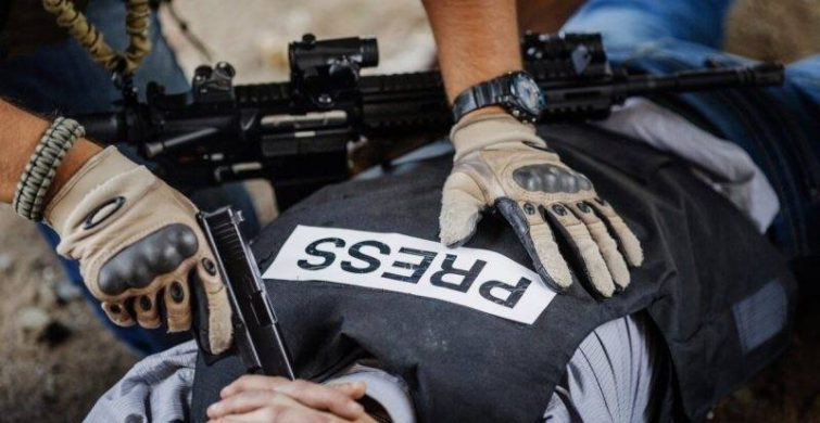 День памяти журналистов, погибших при исполнении профессиональных обязанностей является 15 декабря 2022 года