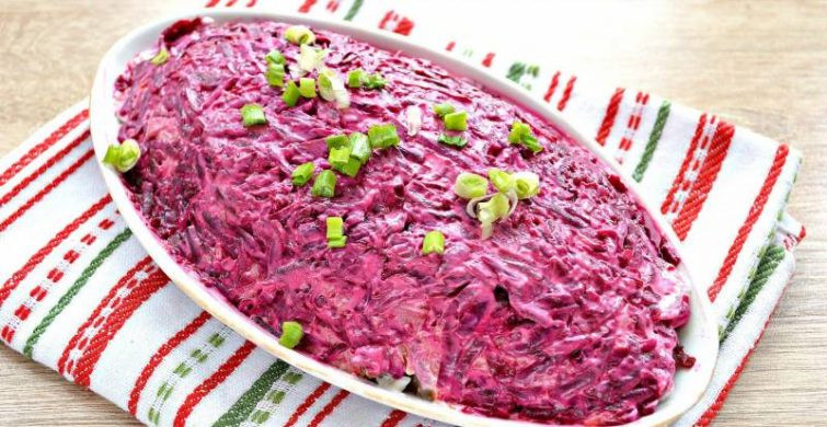 Рецепт салата Селедка под шубой, который сможет приготовить каждая хозяйка