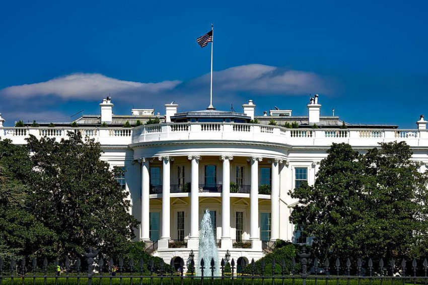 Политолог Мартынов: США пошли на контригру после испугавшего их визита Путина в Минск
