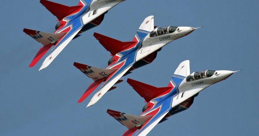 Красивые картинки и поздравления в День дальней авиации ВКС России, 23 декабря