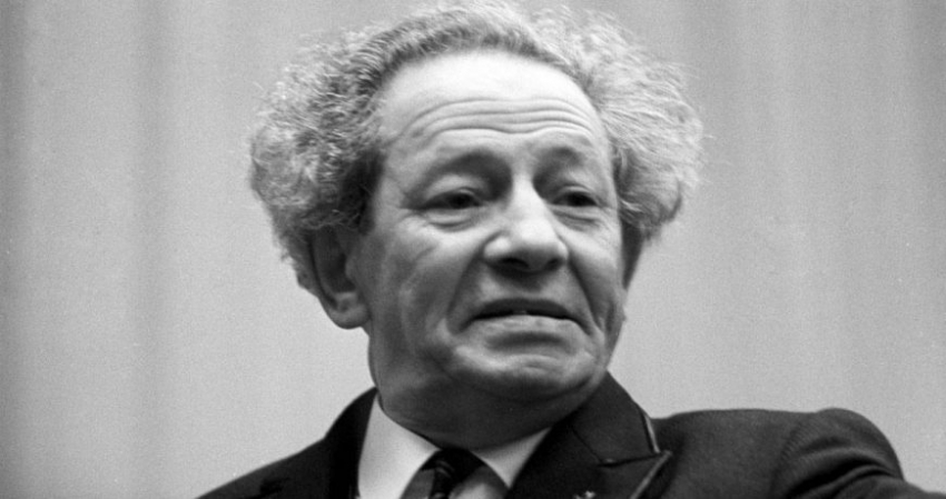 Человек, называющий себя «внебрачным сыном» Вольфа Мессинга, рассказал о судьбе России
