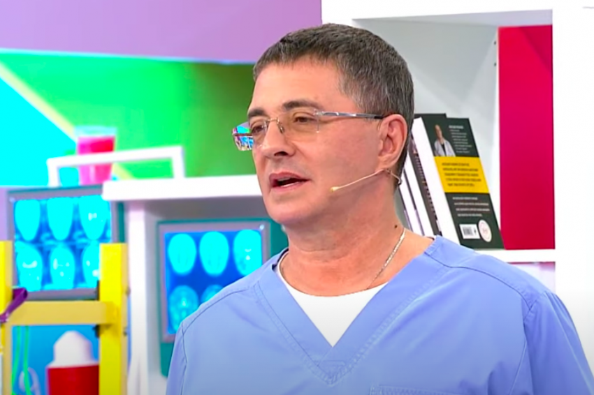 Доктор Мясников порекомендовал россиянам не думать о пользе пищи на Новый год