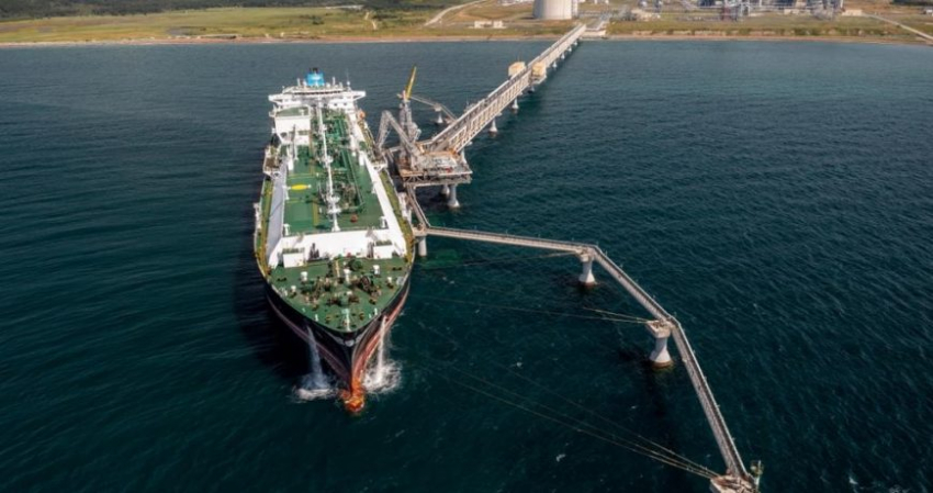 Путин изменил условия продажи доли «Сахалина-2» Shell