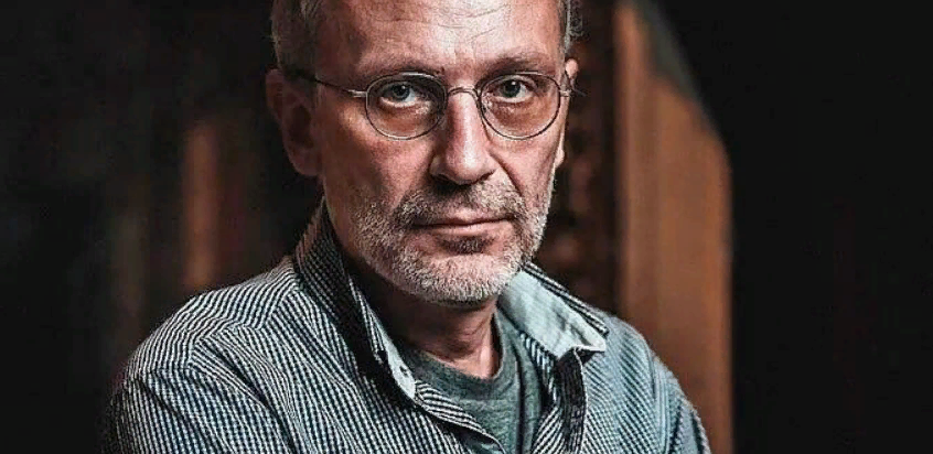Александр Гордон на 40 дней пропал из эфиров Первого канала