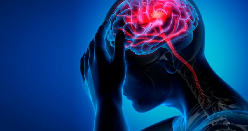 Признаки приближающегося инфаркта и инсульта после выпитого и съеденного в Новый год