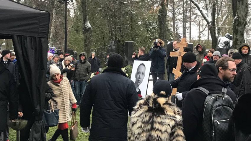 Народную артистку СССР Инну Чурикову похоронили на московском кладбище