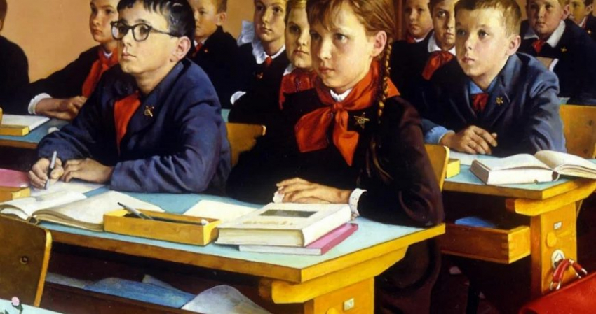 Запреты из школ СССР: за что ученик мог попасть «на ковер»