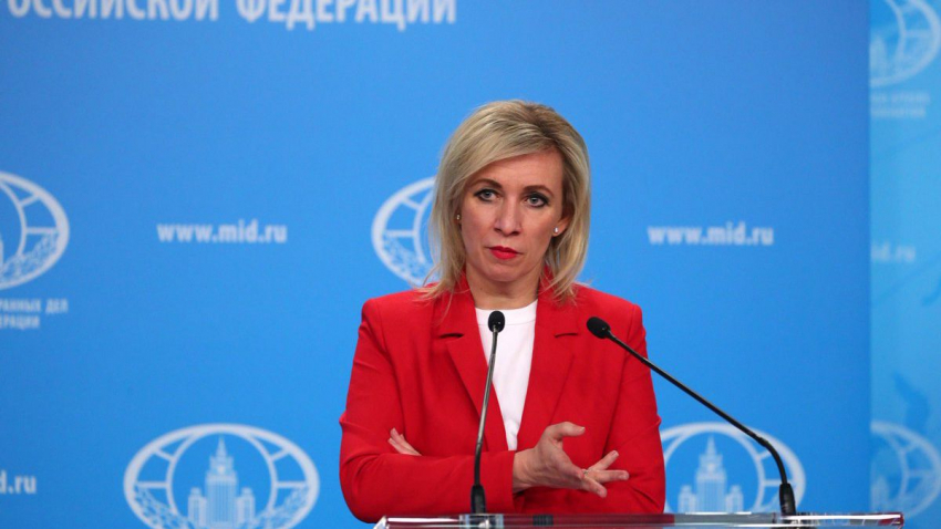Захарова указала на американское лицемерие после запуска инициативы с беженцами в США
