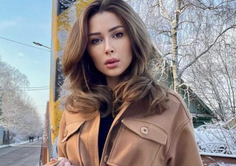 Дочь Анастасии Заворотнюк Анна впервые рассказала о своем тайном муже