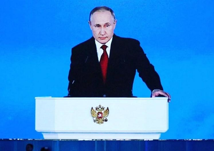 Станислав Садальский высмеял слова Владимира Путина про яхты олигархов за границей