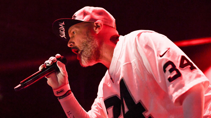 Limp Bizkit выпустила клип с Путиным, Зеленским и засыпающим Байденом