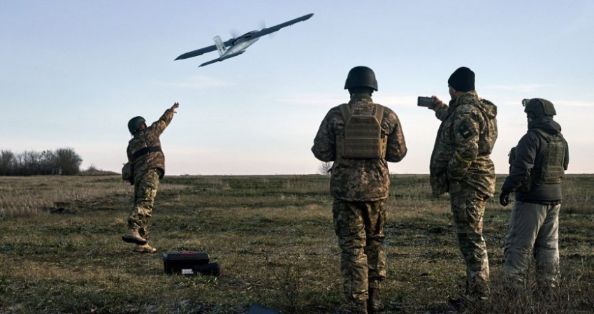 Удар по БПЛА: Илон Маск запретил ВСУ пользоваться интернетом Starlink