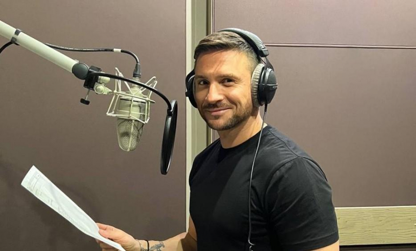Сергей Лазарев рассказал, что на 23 февраля его дети завалили подарками
