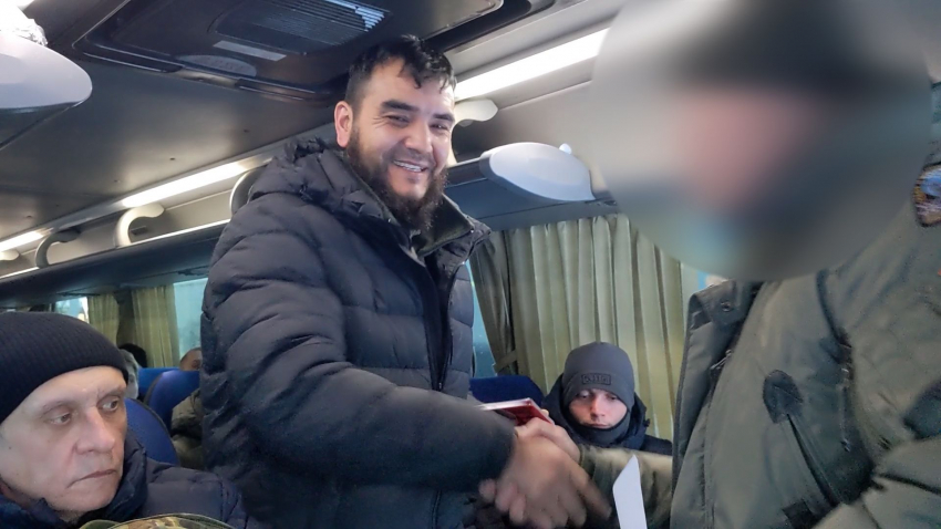 Военкоры ФАН рассказали о возвращении домой очередной группы бойцов ЧВК «Вагнер» из числа бывших заключенных