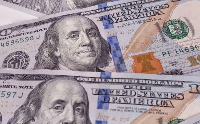 Ученые США выяснили, являются ли деньги "главным счастьем в жизни"