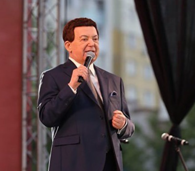 Вдова Кобзона раздала все вещи покойного артиста