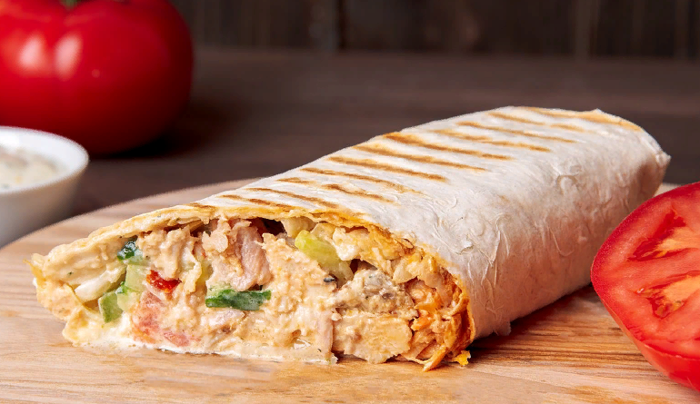 Российский турист в Армении удивился вкусу и цене шаурмы