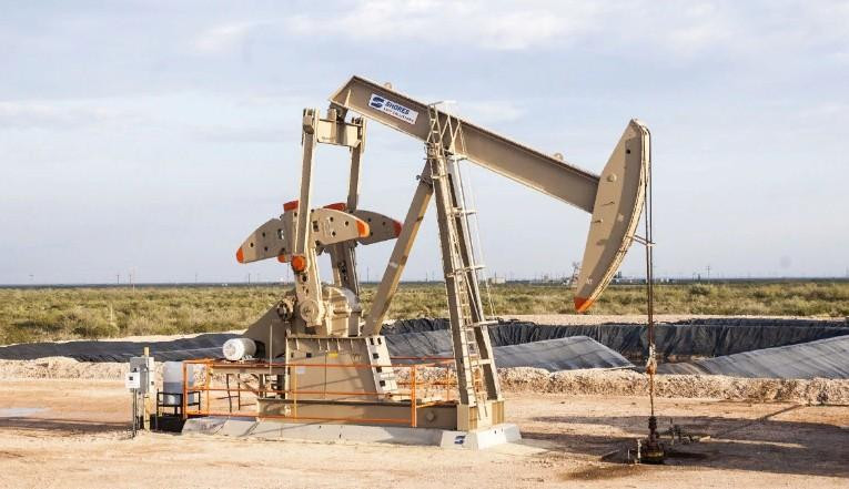 В США за неделю запасы нефти снизились на 1,7 баррелей