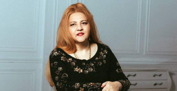 Российский экстрасенс рассказала, кто руководит президентом Украины