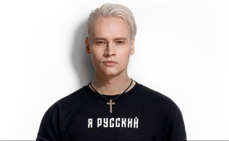 Исполнитель SHAMAN высказался по поводу оскорбительной шутки Галкина о песне «Встанем»