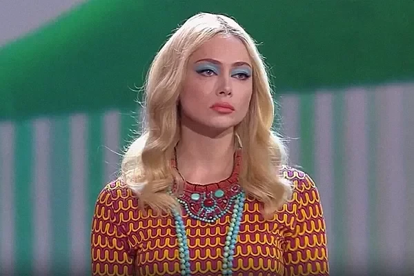 Певица Любовь Успенская попросила Настасью Самбурскую раздеться в прямом эфире Первого канала