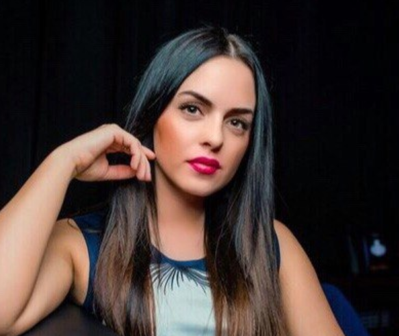 Юлия Ефремнкова госпитализирована с сыном-близнецом на скорой