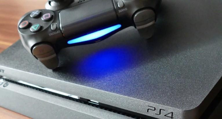 Bloomberg: Гарнитура PlayStation VR2 плохо стартовала в продажах