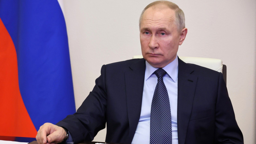 Daily Express: Путин использовал рычаги влияния для внедрения в НАТО