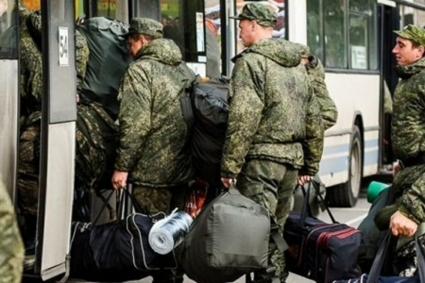 Ждать ли новую волну мобилизации в РФ в 2023: почему появились новые повестки в военкомат