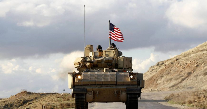 Американские базы в Сирии подверглись бомбардировке: что там происходит