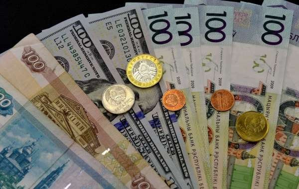 Курс доллара и евро на сегодняшний день, 4 апреля 2023: прогнозы аналитиков о будущем рубля