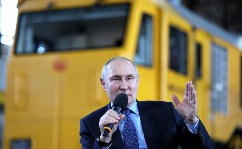 Путин прогнозирует рост реальных зарплат в РФ в 2023 году