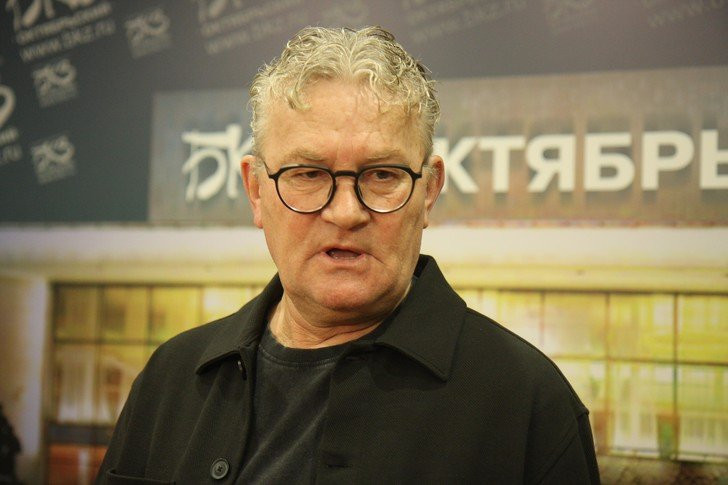 Отец певца SHAMAN Юрий Дронов заявил, что Ярослав остается тем же простым и открытым парнем