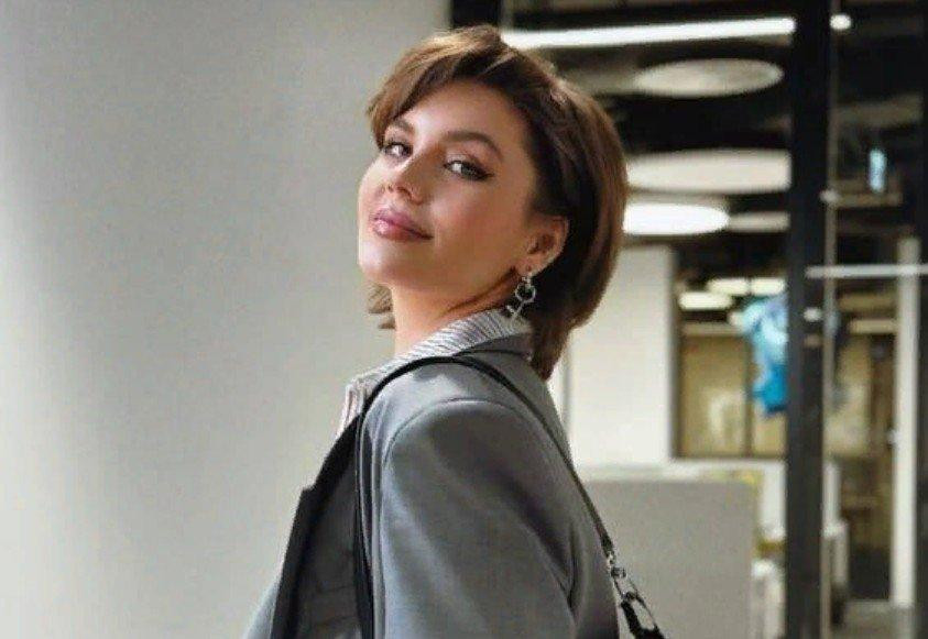 SHENA натерла «мозоли на лбу» из-за тяжелых условий в шоу «Маска»