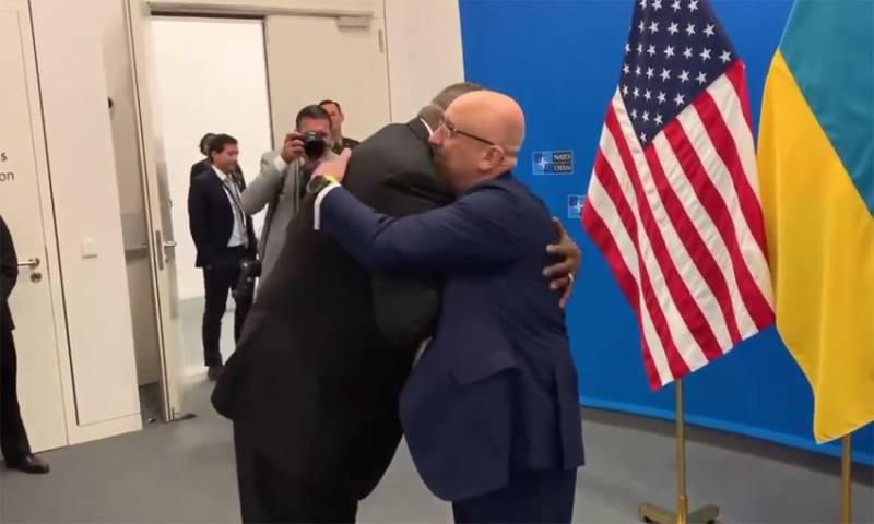 Американское издание: Руководство США выступает против членства Украины в НАТО