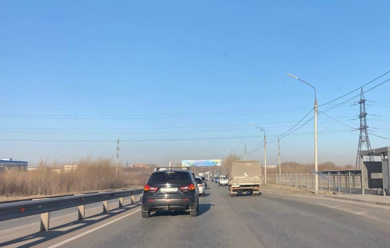 Челябинск вновь заволокло дымкой с запахом гарью